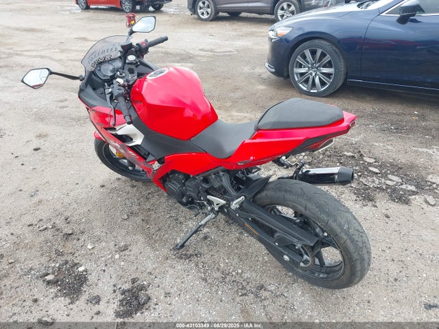 JKAEXKH16MDAC1369 Kawasaki EX400