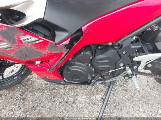 JKAEXKH16MDAC1369 Kawasaki EX400