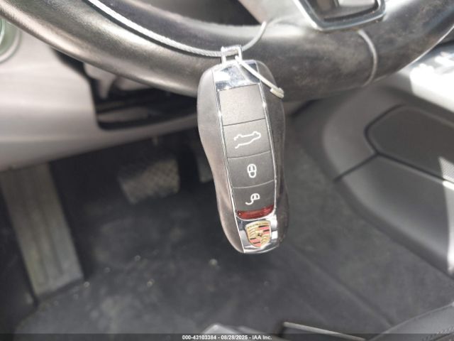 2018 PORSCHE MACAN WP1AA2A5XJLB06817 Photo 10