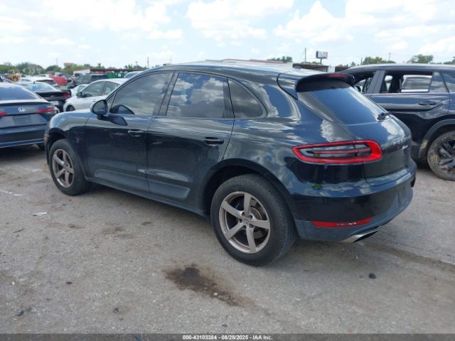 2018 PORSCHE MACAN WP1AA2A5XJLB06817 Photo 2