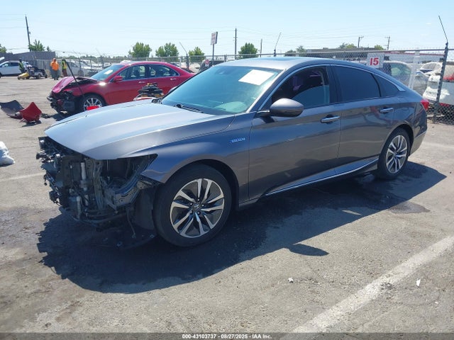 Honda lfb1/lfb2 2018 1HGCV3F90JA012426 Image 2