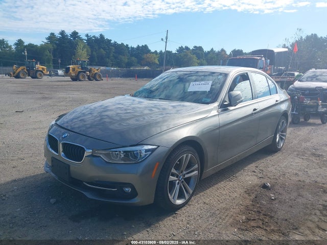BMW 330I 2018 WBA8D9C59JEM33529 Image 2