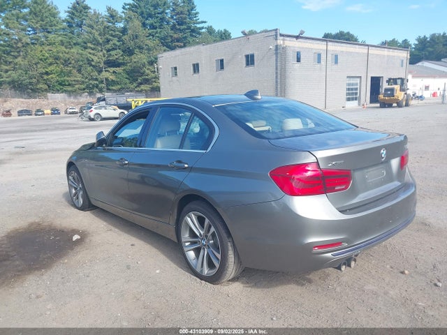BMW 330I 2018 WBA8D9C59JEM33529 Image 3