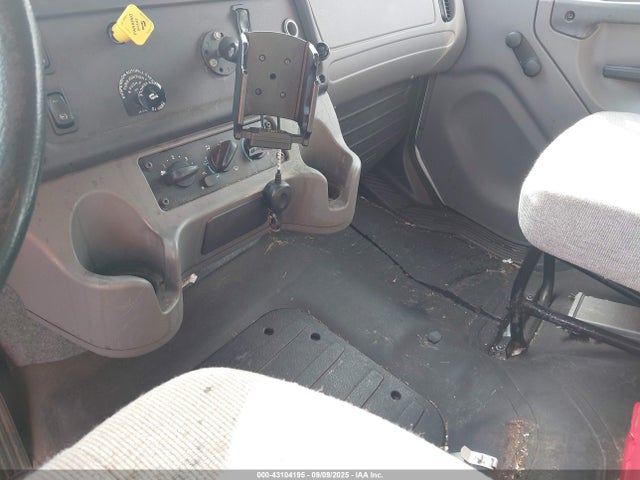 Freightliner M2 106 2018 1FVACXFC2JHJP3967 Image 7