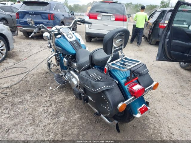 2004 HARLEY-DAVIDSON FLSTC 1HD1BJY124Y063575 Photo 2