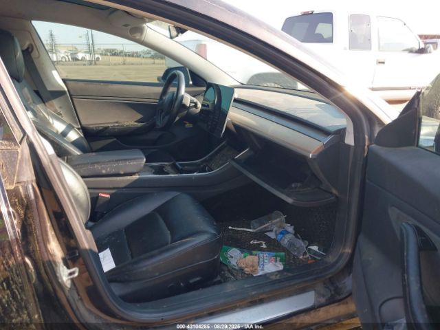 2018 TESLA MODEL 3 5YJ3E1EA7JF071009 Photo 4