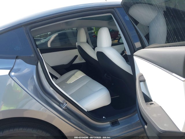 5YJ3E1EA7SF891009 Tesla MODEL 3