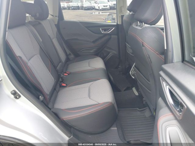 2019 SUBARU FORESTER JF2SKAPCXKH546559 Photo 7