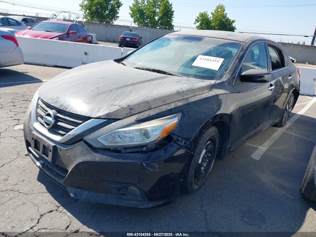 Nissan 2017 2017 1N4AL3AP4HC223621 Image 2