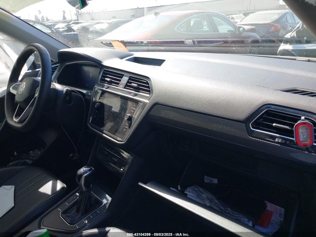 3VVNB7AX2PM036365 Volkswagen tsi