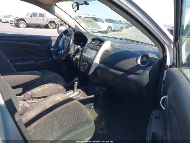 Nissan 2019 2019 3N1CN7AP8KL852091 Image 5