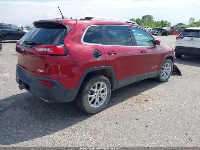 1C4PJMCS1FW676611 Jeep Cherokee