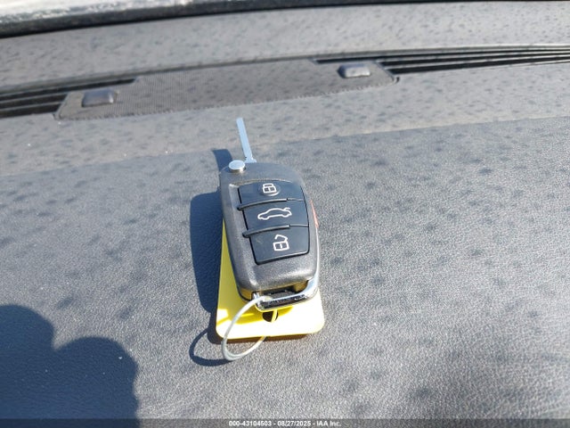 2011 AUDI A3 WAUBFAFMXBA021259 Photo 10
