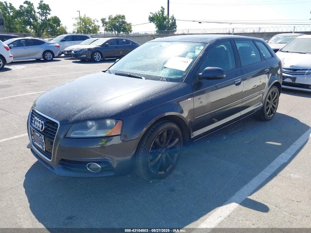 2011 AUDI A3 WAUBFAFMXBA021259 Photo 1