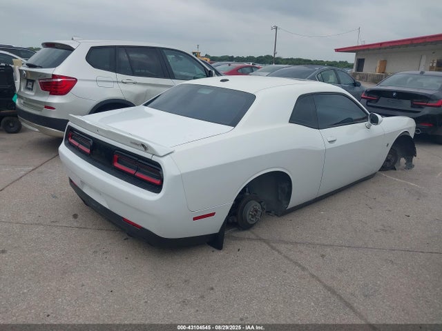 2C3CDZBT0JH300572 Dodge 2018
