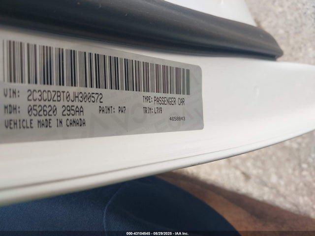 2C3CDZBT0JH300572 Dodge 2018
