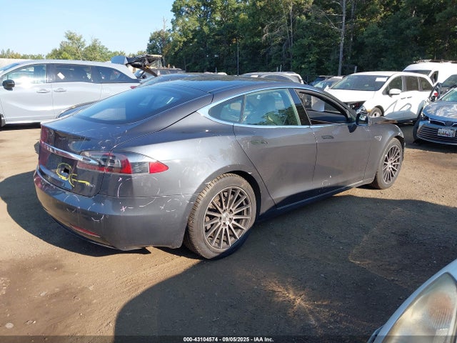 2016 TESLA MODEL S 5YJSA1E24GF151473 Photo 3