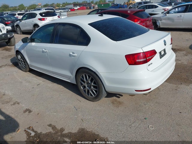 3VW2K7AJ9FM348613 Volkswagen Jetta
