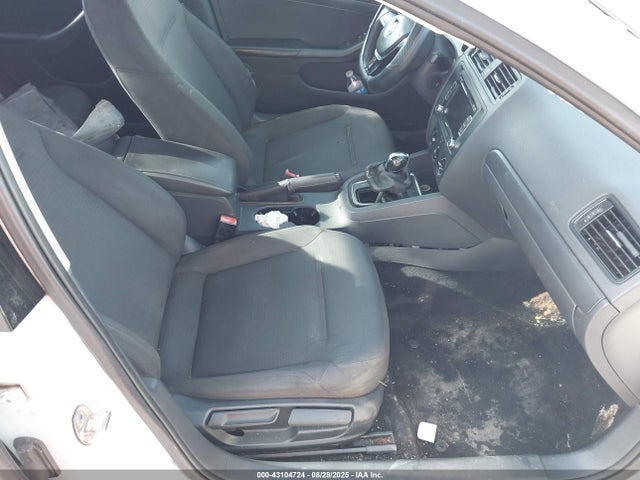 3VW2K7AJ9FM348613 Volkswagen Jetta