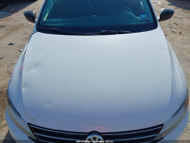 3VW2K7AJ9FM348613 Volkswagen Jetta