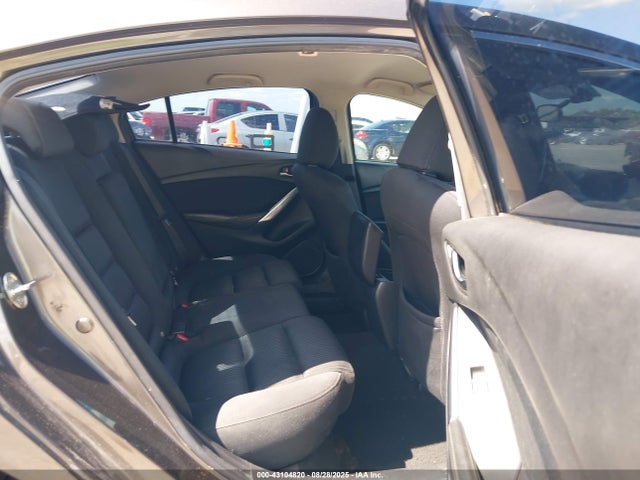 JM1GL1U59H1128003 Mazda py