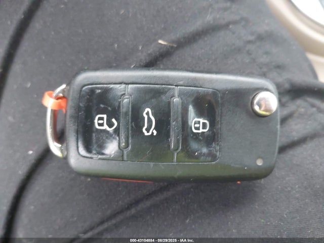 3VWJL7AT1EM667366 Volkswagen Tdi