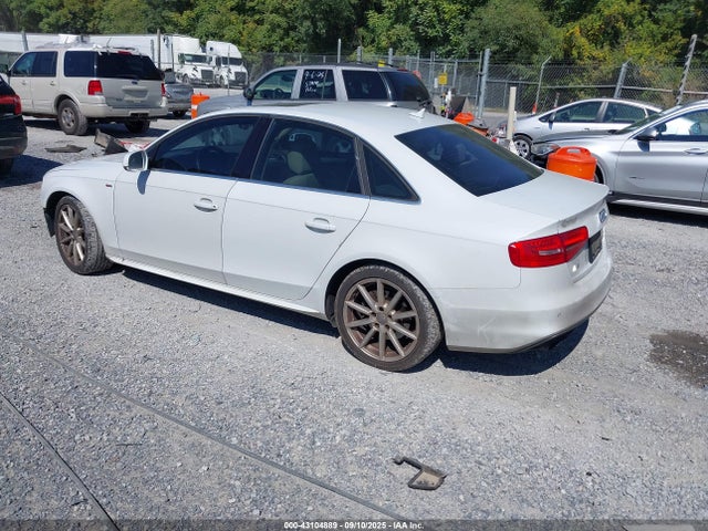 2016 AUDI A4 WAUFFAFL7GN007215 Photo 2