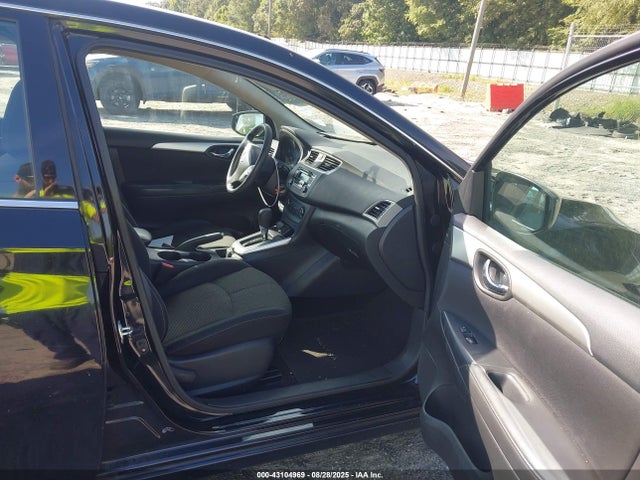 Nissan 2017 2017 3N1AB7AP4HY328576 Image 5