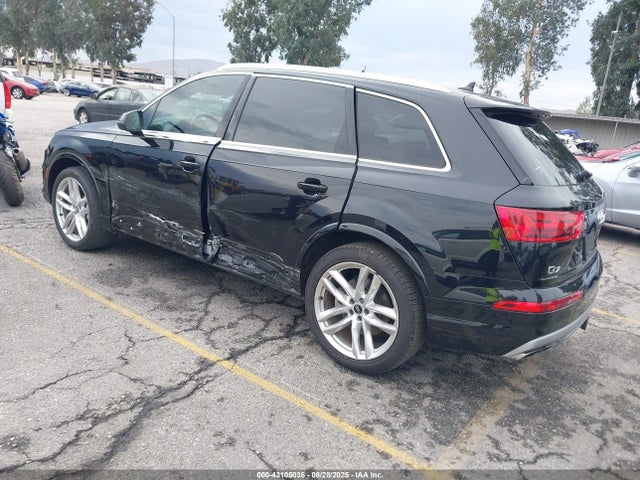 WA1VAAF71HD021337 Audi 2017