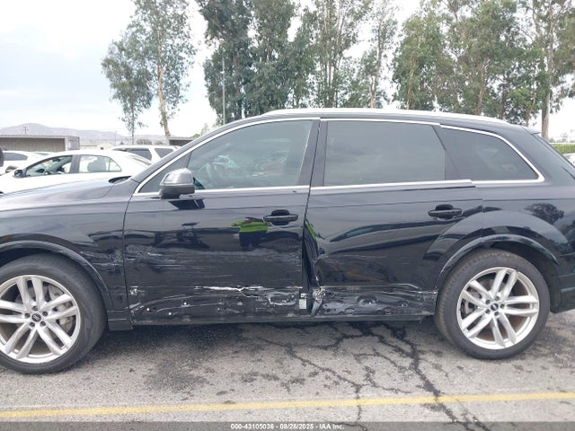 WA1VAAF71HD021337 Audi 2017