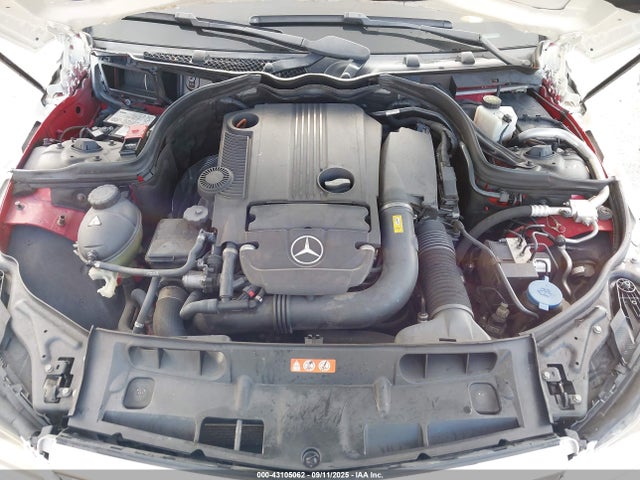 WDDGF4HB0EA905257 Mercedes-Benz C-Class