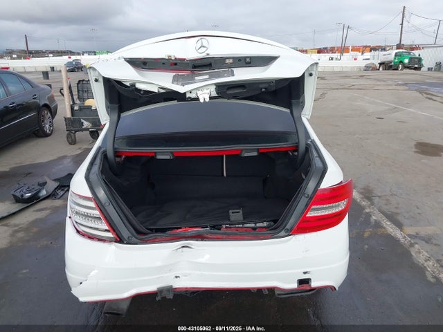 WDDGF4HB0EA905257 Mercedes-Benz C-Class