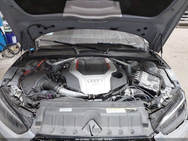 2019 AUDI RS 5 WUABWCF59KA900990 Photo 9