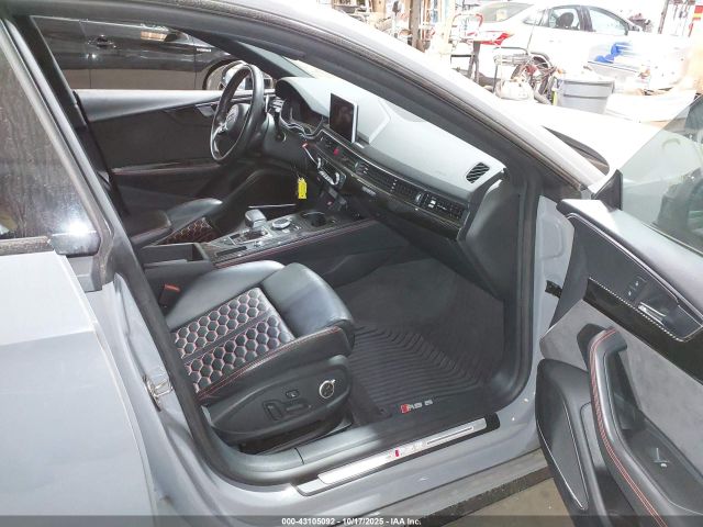 2019 AUDI RS 5 WUABWCF59KA900990 Photo 4