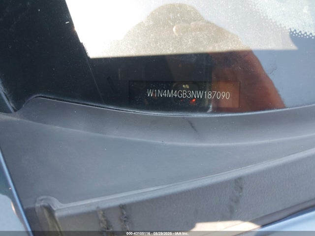 W1N4M4GB3NW187090 Mercedes-Benz m260