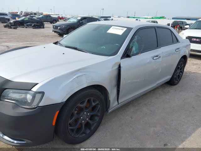 Chrysler 300 2020 2C3CCAGG9LH158922 Image 6