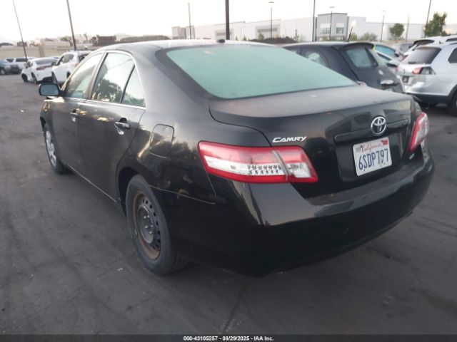 2011 TOYOTA CAMRY 4T4BF3EK1BR206895 Photo 2