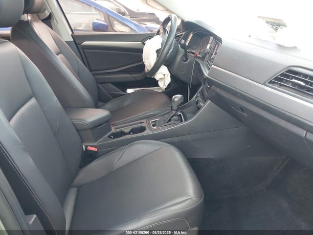 3VWCB7BU6LM033812 Volkswagen 1.4 tsi