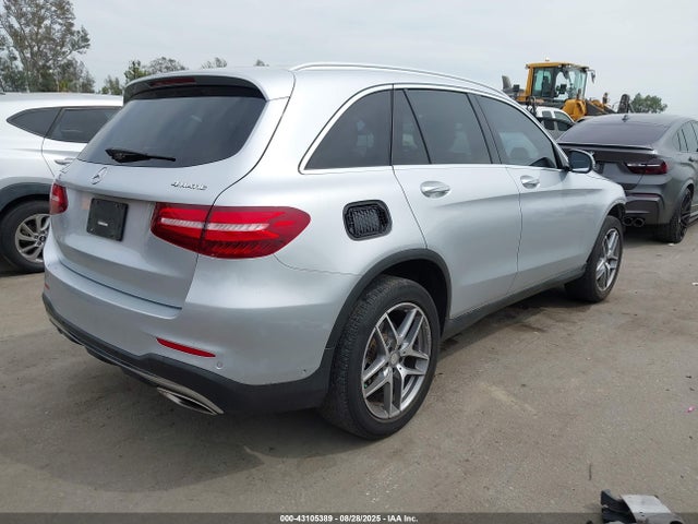 WDC0G4KB7GF098527 Mercedes-Benz m274