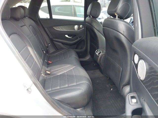 WDC0G4KB7GF098527 Mercedes-Benz m274