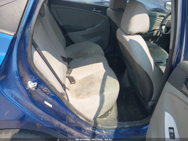 KMHCT4AE8HU197084 Hyundai Accent