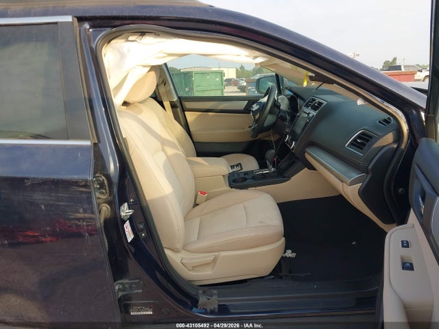 43105492 :رقم المزاد ، 4S4BSADC2J3238120 vin ، 2018 Subaru Outback 2.5i Premium مزاد بيع