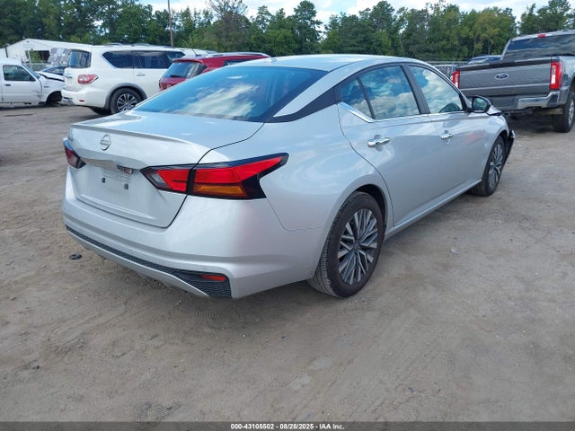 1N4BL4DV3SN354376 Nissan 2025