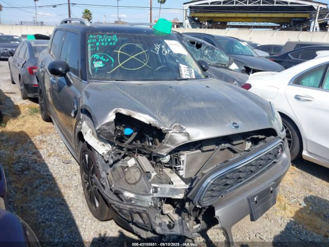 2018 MINI COUNTRYMAN WMZYT3C36J3E00178 Photo 0