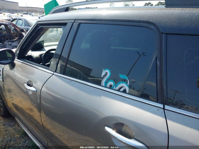 WMZYT3C36J3E00178 Mini Countryman