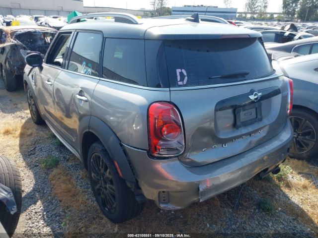 2018 MINI COUNTRYMAN WMZYT3C36J3E00178 Photo 2