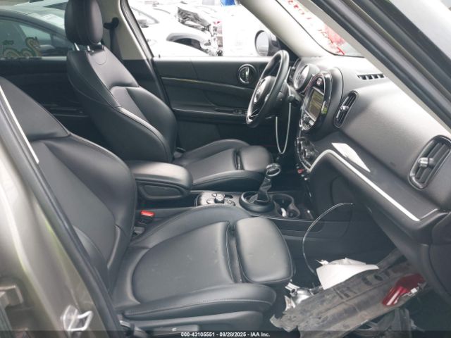 2018 MINI COUNTRYMAN WMZYT3C36J3E00178 Photo 4