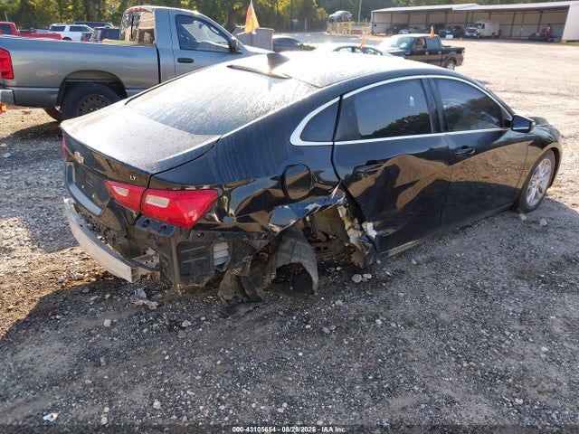 2017 CHEVROLET MALIBU 1G1ZE5ST3HF201664 Photo 3