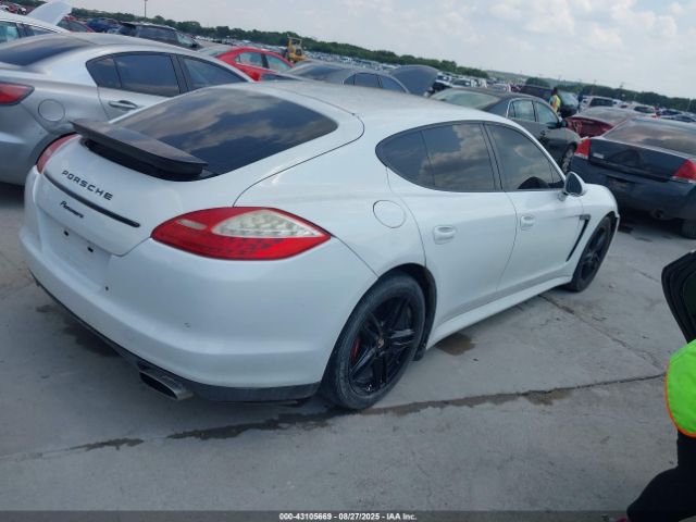 2011 PORSCHE PANAMERA WP0AA2A77BL021616 Photo 3