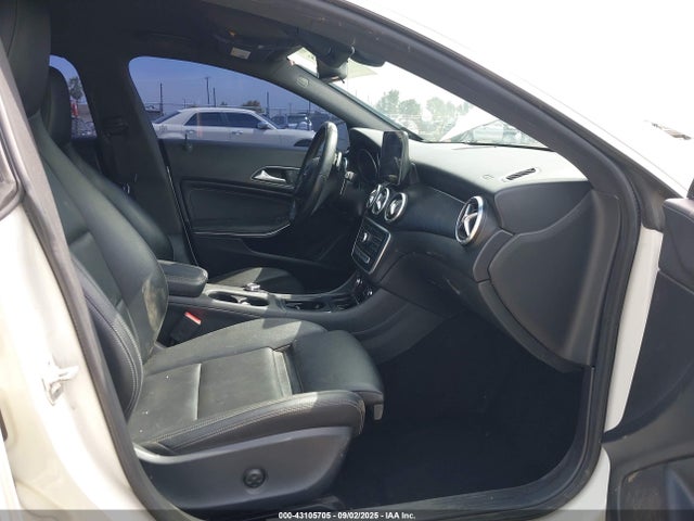 Mercedes-Benz 2017 2017 WDDSJ4EB4HN454232 Image 5